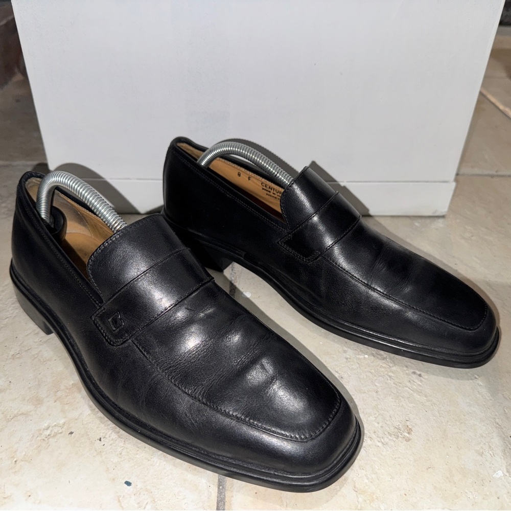 Bally Mens Belted Rubber Walking Shoe